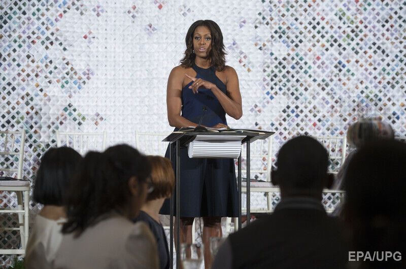 Мишель Обама выступила перед публикой в платье украинского дизайнера. Фоторепортаж
