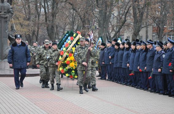 В Полтаве простились с погибшими героями АТО. Фоторепортаж