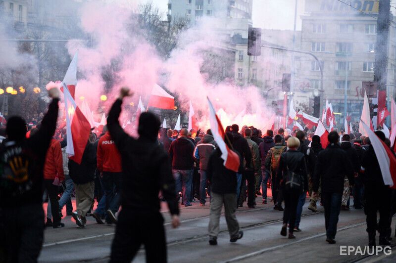 Празднование Дня Независимости Польши завершилось беспорядками. Фоторепортаж