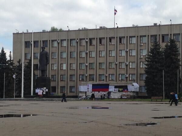 Фото: @simondenyer / Twitter