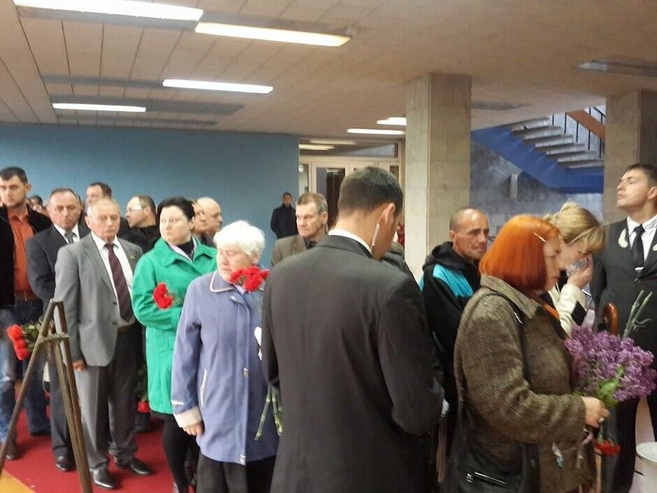В Одессе похоронили депутата Маркина и еще пятерых погибших. Фоторепортаж
