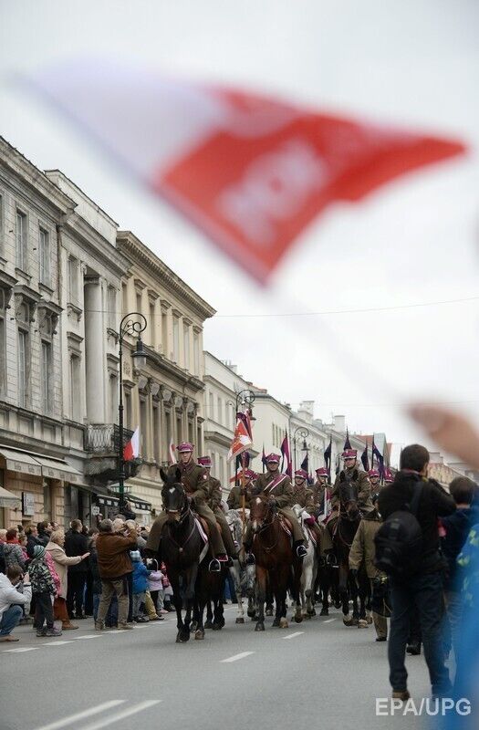 В Варшаве проходит марш по случаю Дня Независимости Польши. Фоторепортаж