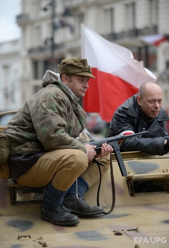 В Варшаве проходит марш по случаю Дня Независимости Польши. Фоторепортаж