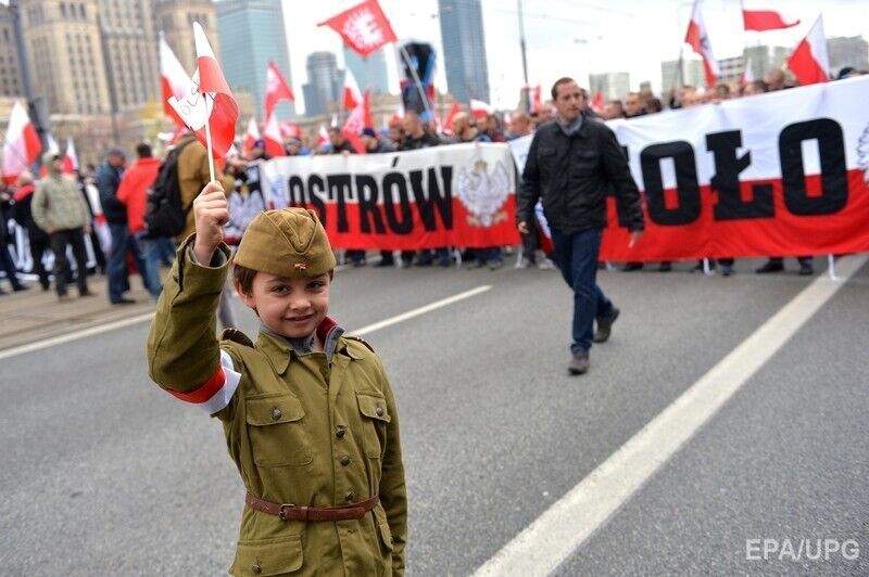 В Варшаве проходит марш по случаю Дня Независимости Польши. Фоторепортаж