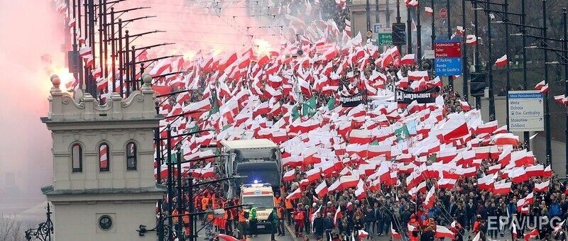 В Варшаве проходит марш по случаю Дня Независимости Польши. Фоторепортаж