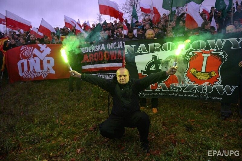 В Варшаве проходит марш по случаю Дня Независимости Польши. Фоторепортаж