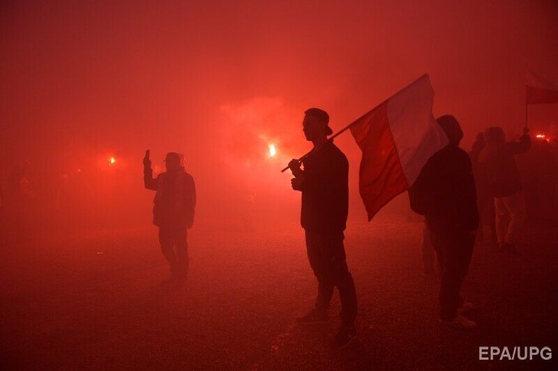 В Варшаве проходит марш по случаю Дня Независимости Польши. Фоторепортаж