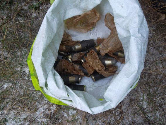 В Артемовске полиция обнаружила склад боеприпасов в гараже