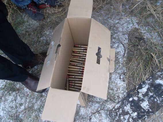 В Артемовске полиция обнаружила склад боеприпасов в гараже