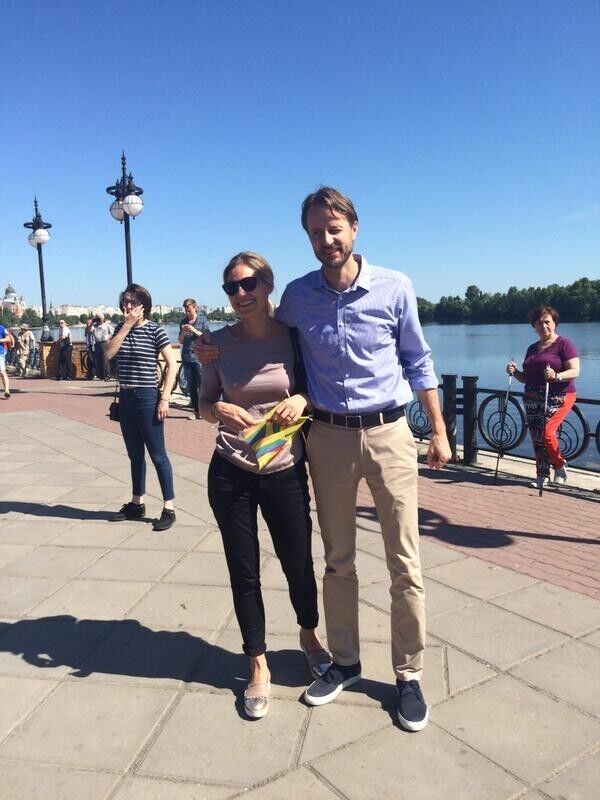 Посол королевства Швеция с женой на ''Марше равенства'' в Киеве