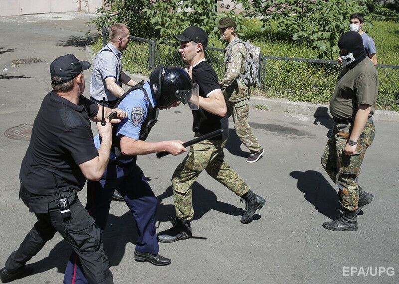 ''Марш равенства'' в Киеве состоялся, несмотря на угрозы и нападение радикалов. Фоторепортаж