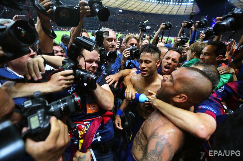 ''Барселона'' добывает пятый Кубок Чемпионов, обыграв ''Ювентус''. Фоторепортаж