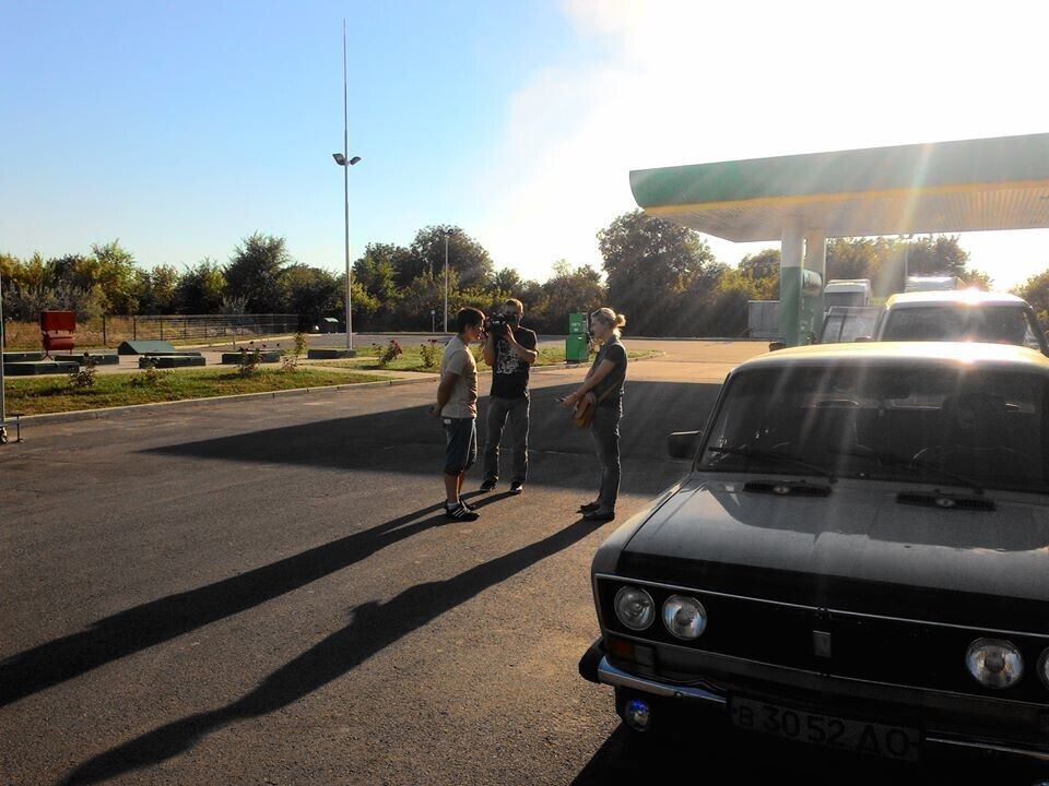 Советник замминистра обороны Будик: Из плена боевиков освободили трех заложников. Фоторепортаж