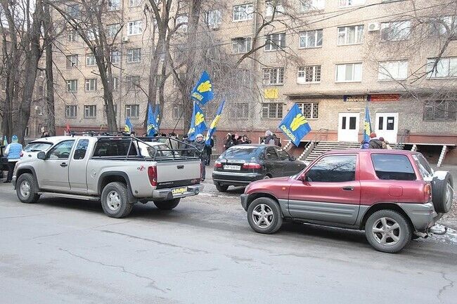 В Запорожье вместо факельного шествия устроили автопробег. Фото: Юрий Жук / z-city.com.ua