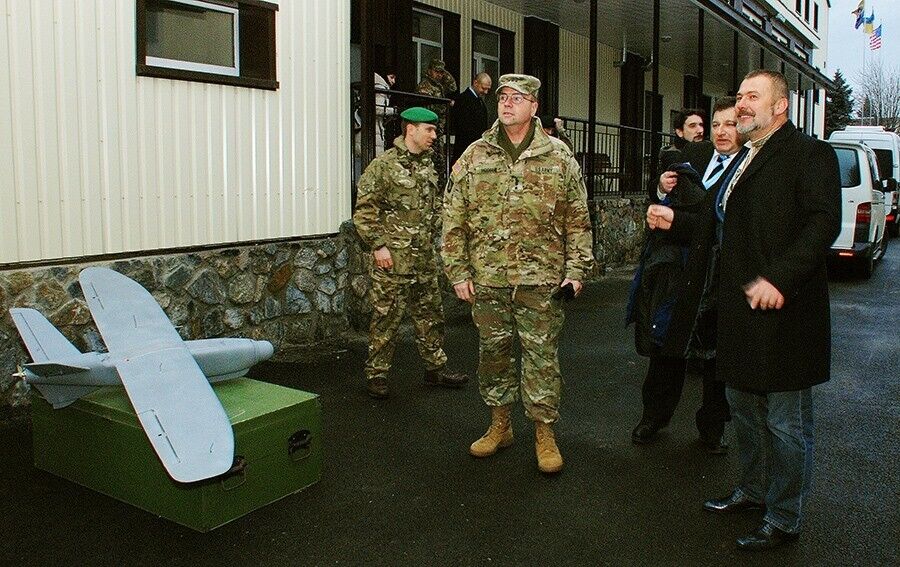 Командующий армией США в Европе и посол США в Украине посетили полк ''Днепр-1''. Фоторепортаж