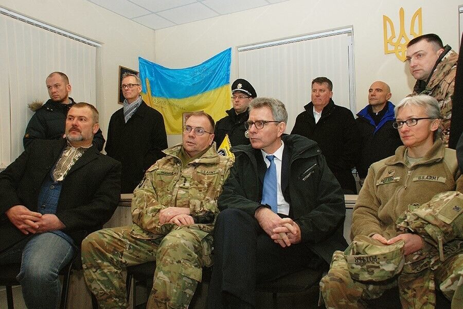 Командующий армией США в Европе и посол США в Украине посетили полк ''Днепр-1''. Фоторепортаж