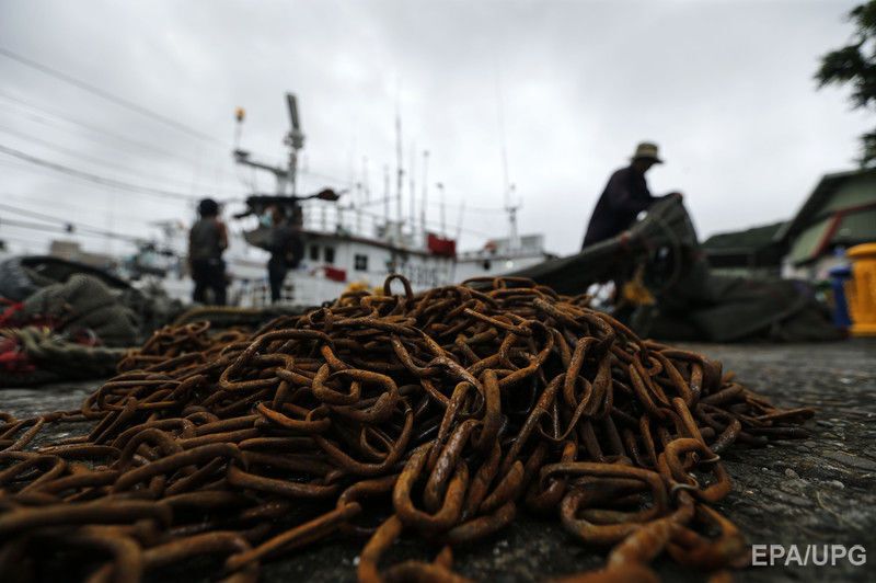 Тайвань готовится к мощному тайфуну. Фоторепортаж