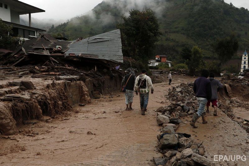 В Мексике жертвами шторма ''Эрл'' стали 39 человек. Фоторепортаж