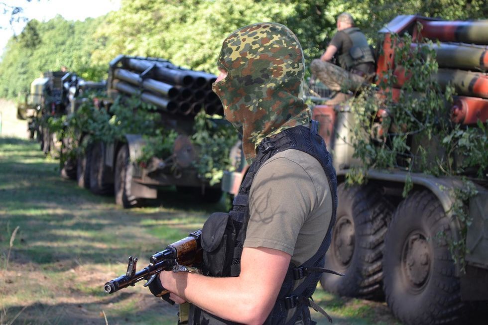 Украинские артиллеристы в зоне АТО тренировались управлять реактивными системами залпового огня. Фоторепортаж