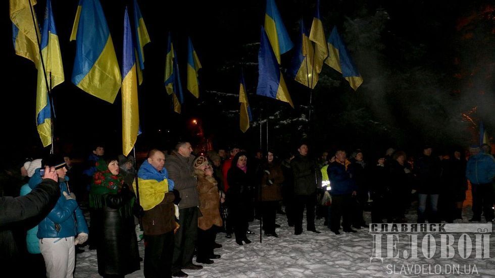 В Донецкой области состоялось факельное шествие в честь Бандеры. Фоторепортаж