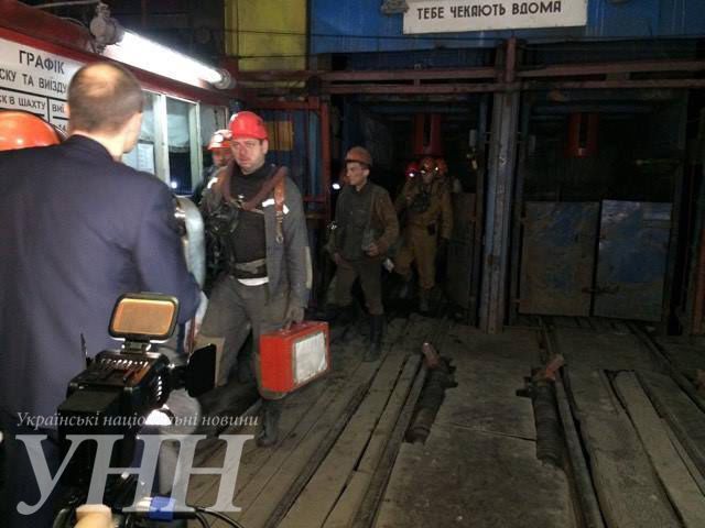 Журналісти показали територію шахти ''Степова'' після вибуху. Фоторепортаж