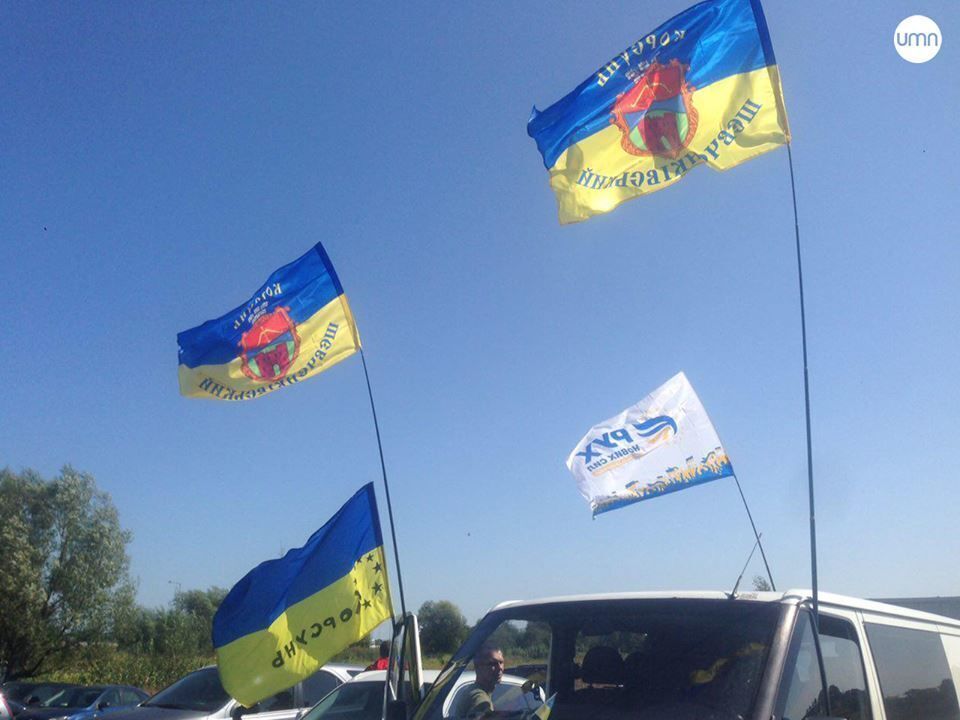 Біля пункту пропуску ''Краковець'' прибічники Саакашвілі облаштовують наметове містечко. Фоторепортаж