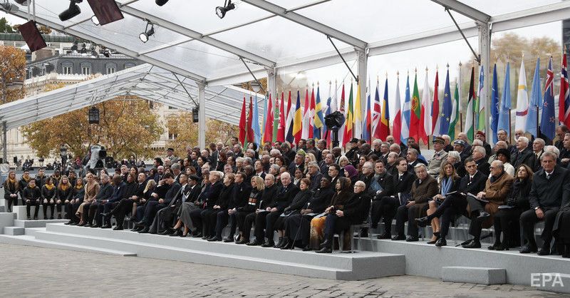 В Париже на годовщину завершения Первой мировой войны собрались лидеры стран мира. Фоторепортаж