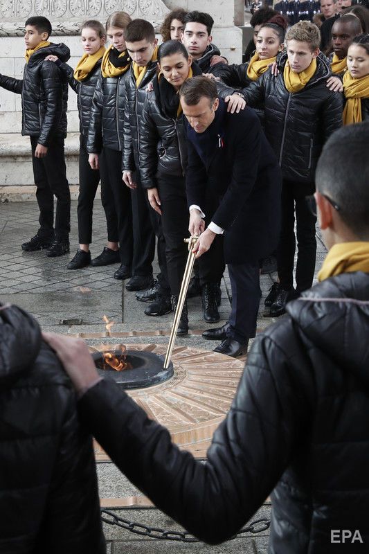 В Париже на годовщину завершения Первой мировой войны собрались лидеры стран мира. Фоторепортаж