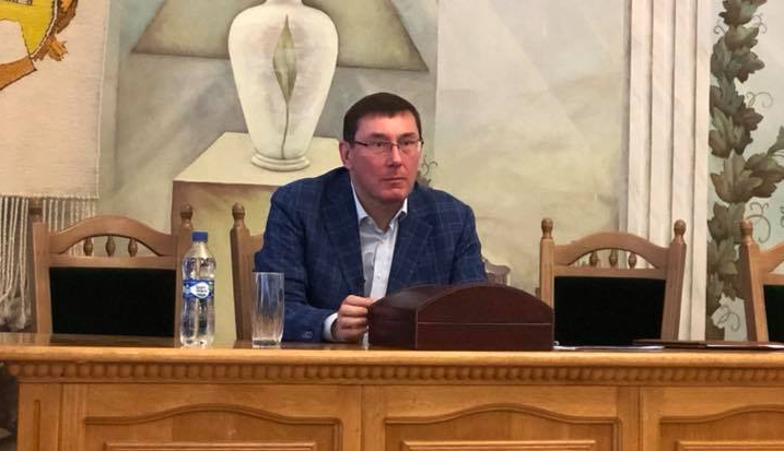 31 мая в ГПУ утверждали, что в списке потенциальных жертв –&nbsp;30 человек. Фото: Лариса Сарган / Facebook