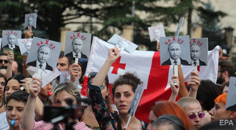 ''Vova, go home''. 10 років тому почалася російсько-грузинська війна. Фоторепортаж