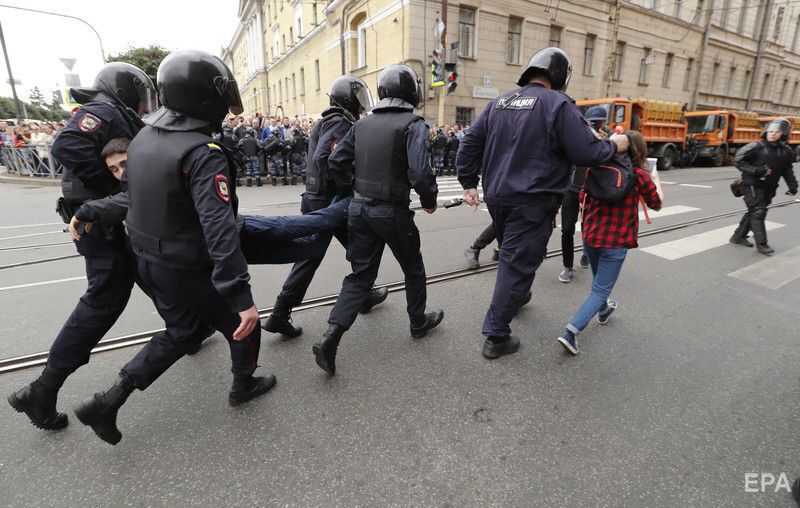 У Росії відбулися акції протесту проти підвищення пенсійного віку. Фоторепортаж