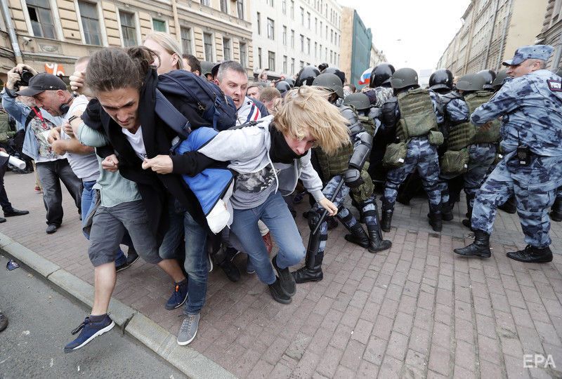 У Росії відбулися акції протесту проти підвищення пенсійного віку. Фоторепортаж