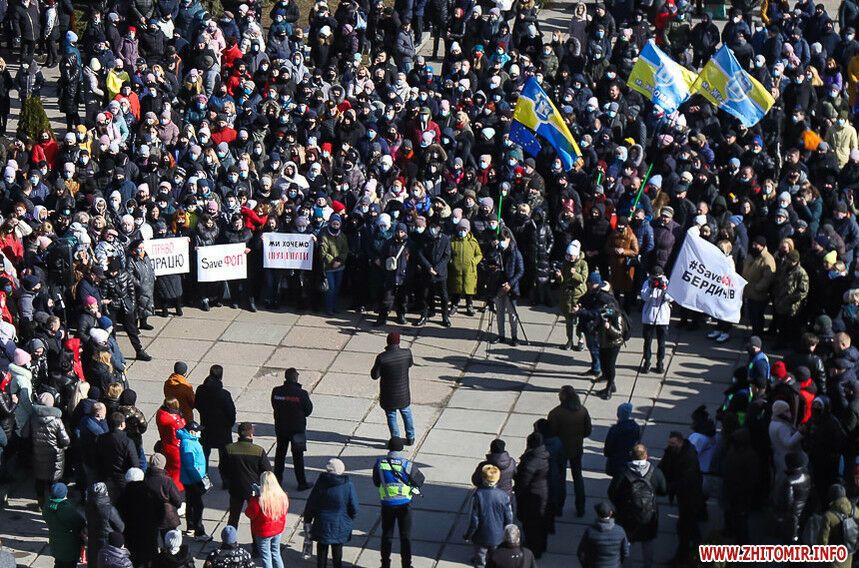 ''Почему Буковель работает, а рынки – нет?'' В нескольких регионах предприниматели протестуют из-за локдауна