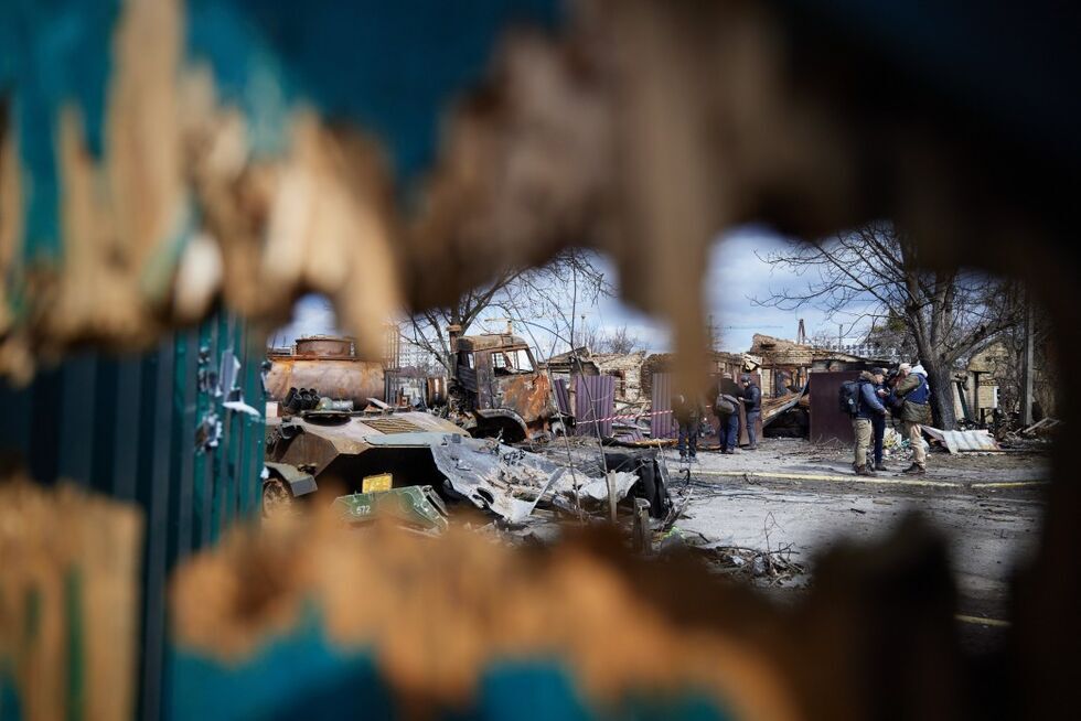 Зеленский посетил освобожденную от российских оккупантов Бучу. Фоторепортаж