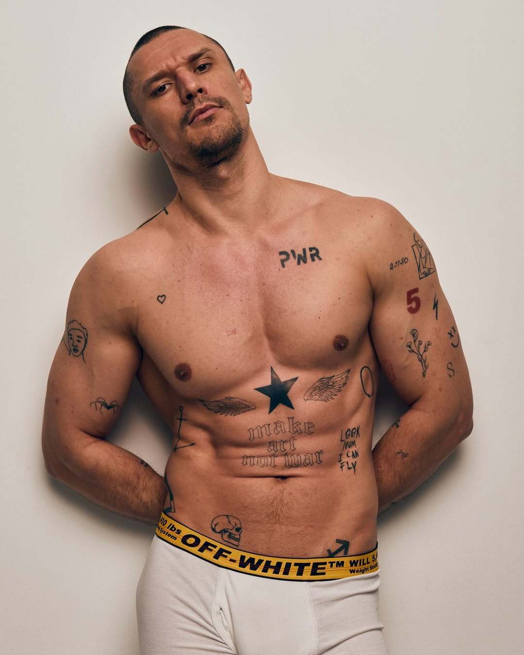 П'ять найгарячіших фото нового ''Холостяка'' Цимбалюка