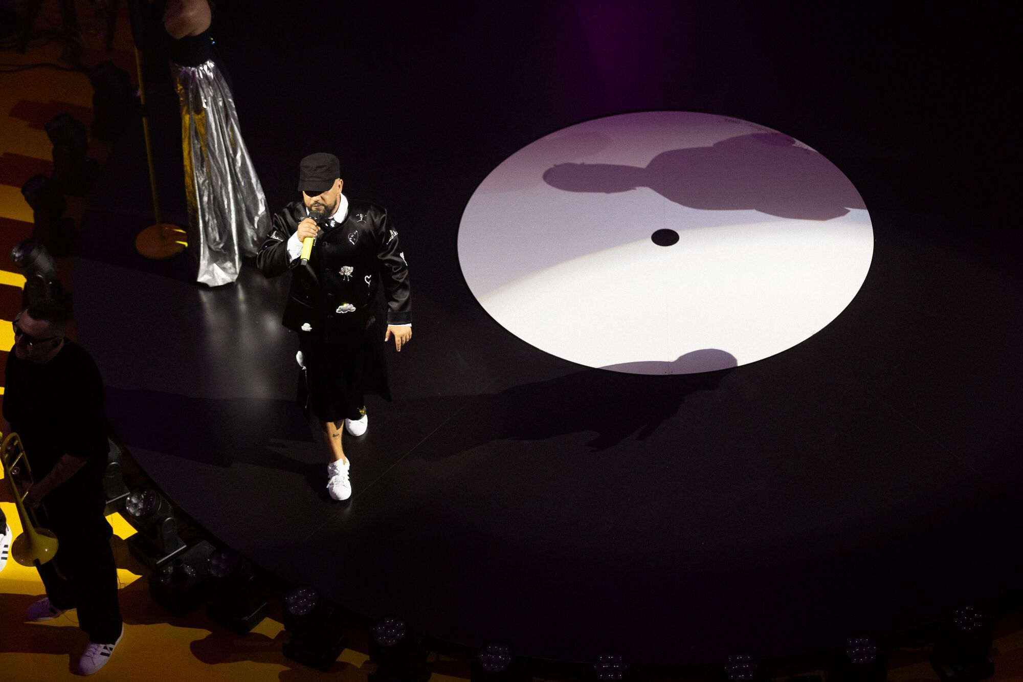 Monatik виступив в Українському домі. 20 найяскравіших фото з концерту