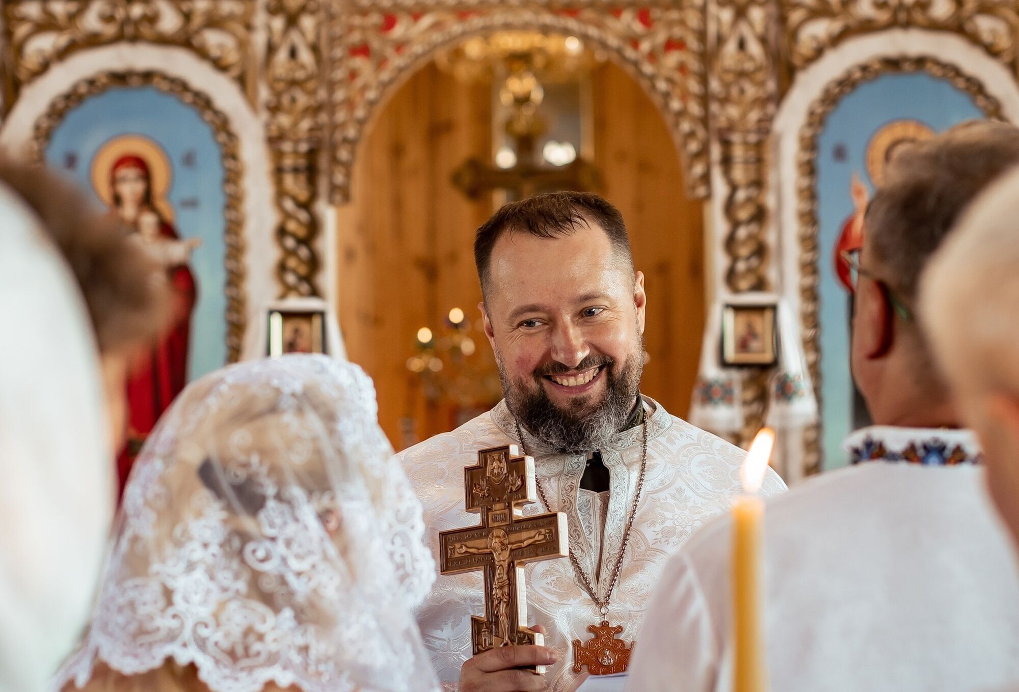 ''Любовь сильнее испытаний''. Ягольник обвенчался со второй женой. Фото