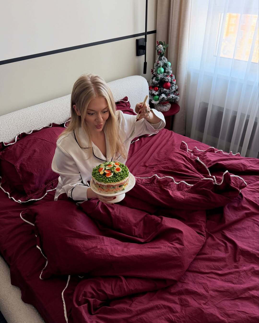 ''Ух ты, интересная подача какая''. Победительница ''МастерШеф'' удивила необычным видом ''Оливье''