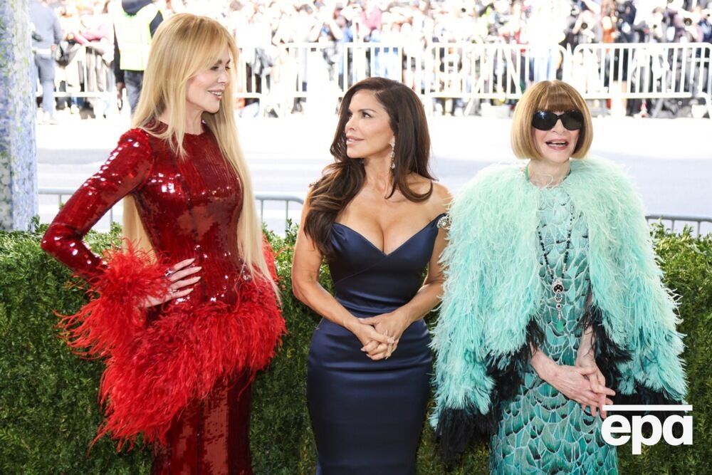 Драпировки и много обнаженного тела. Как звезды удивляли на Met Gala 2026. Фото