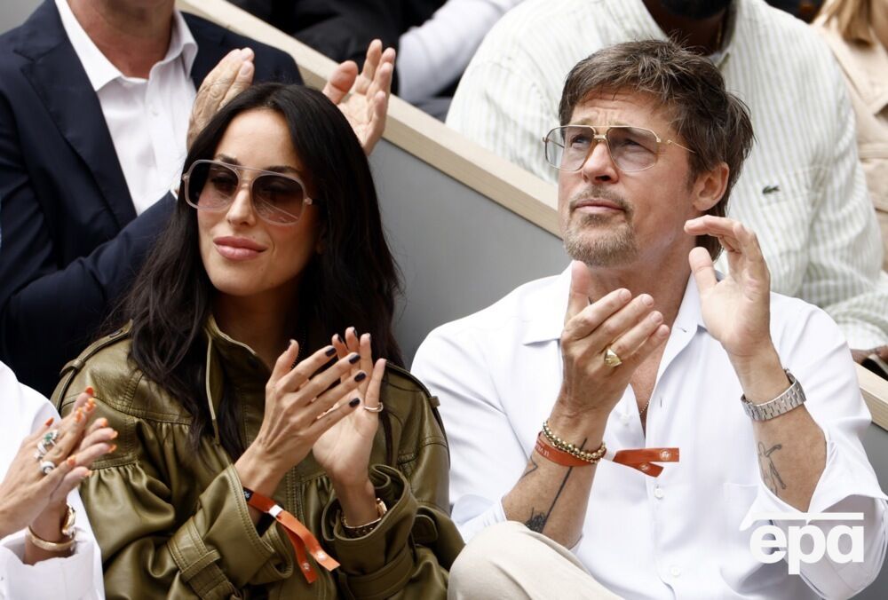 62-летний Питт ''засветился'' с козлиной бородкой на Roland Garros. Фото