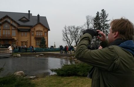 В гостях у Януковича: экскурсия по Межигорью