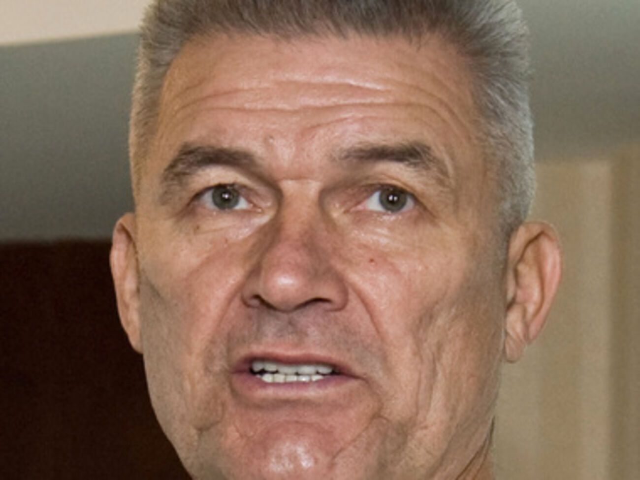 Валерий Кур