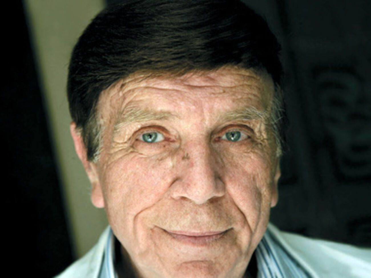 "Каждое интервью, которое записывает Дмитрий Гордон, не просто портрет выдающегося современника, а кусочек смальты, из которых на протяжении многих лет он выкладывает мозаику нашей эпохи"