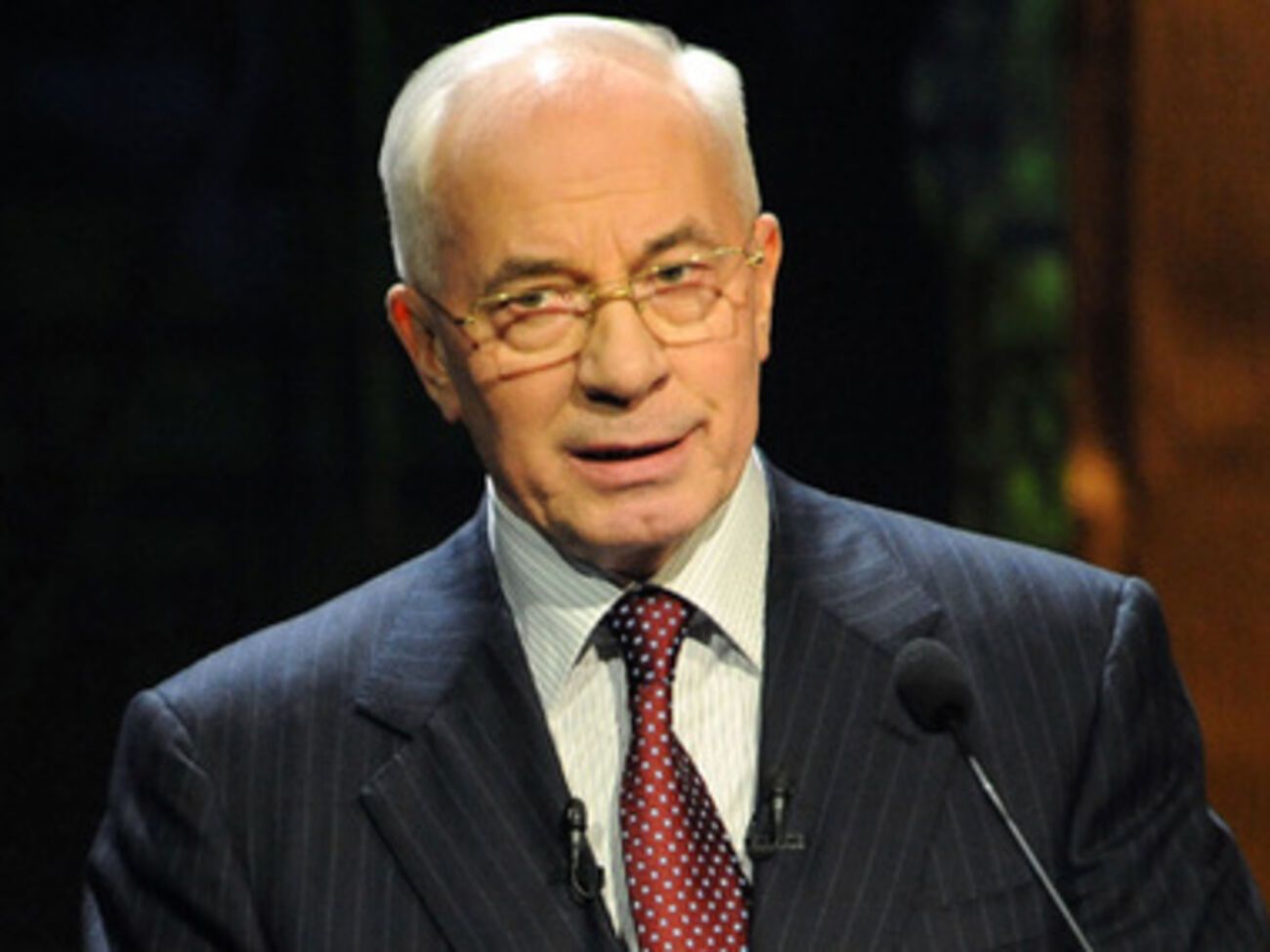 Николай Азаров