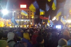 В настоящее время на Майдане спокойно