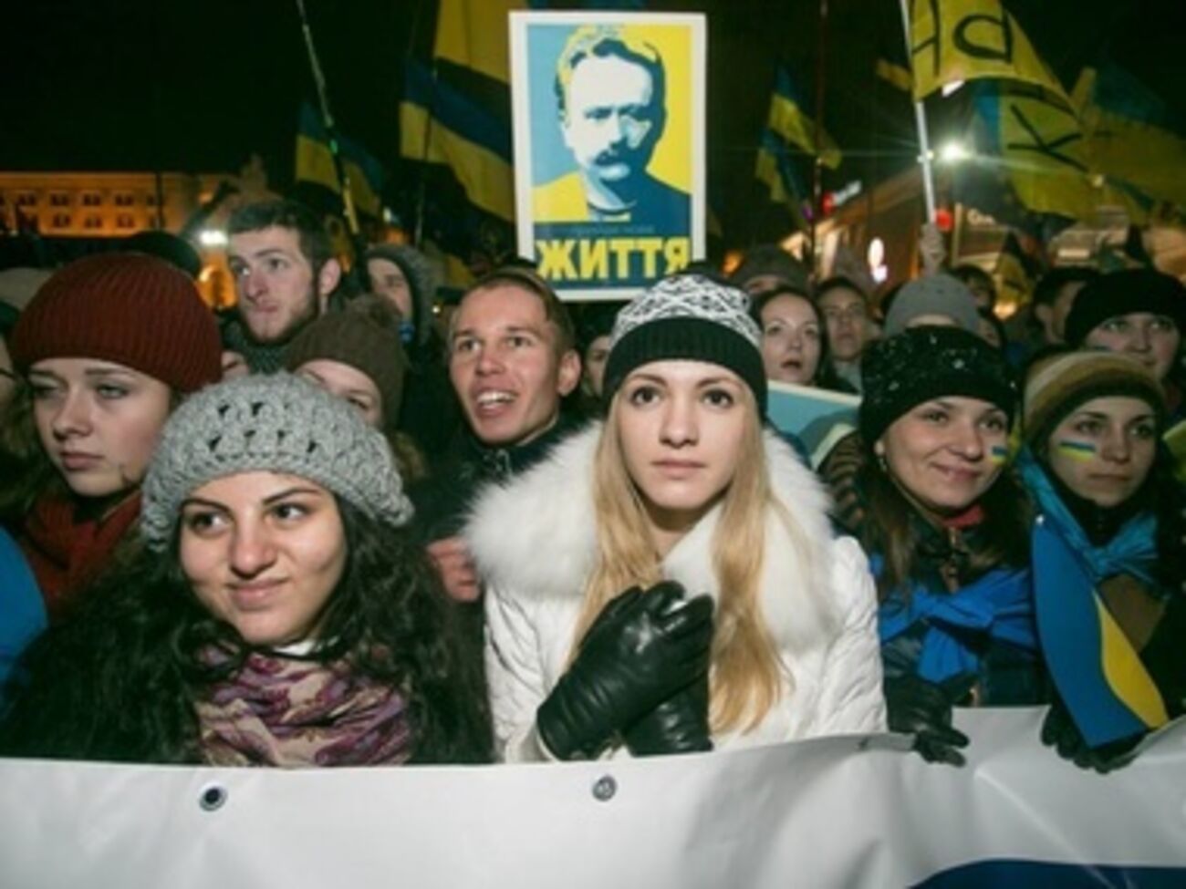 Митинги хотят возобновить в новом году.