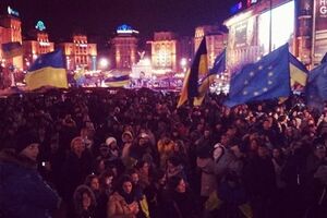 Евромайдан ожидает вестей из Вильнюса