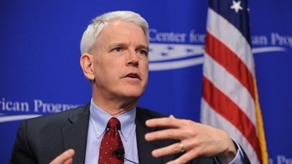 Стивен Пайфер