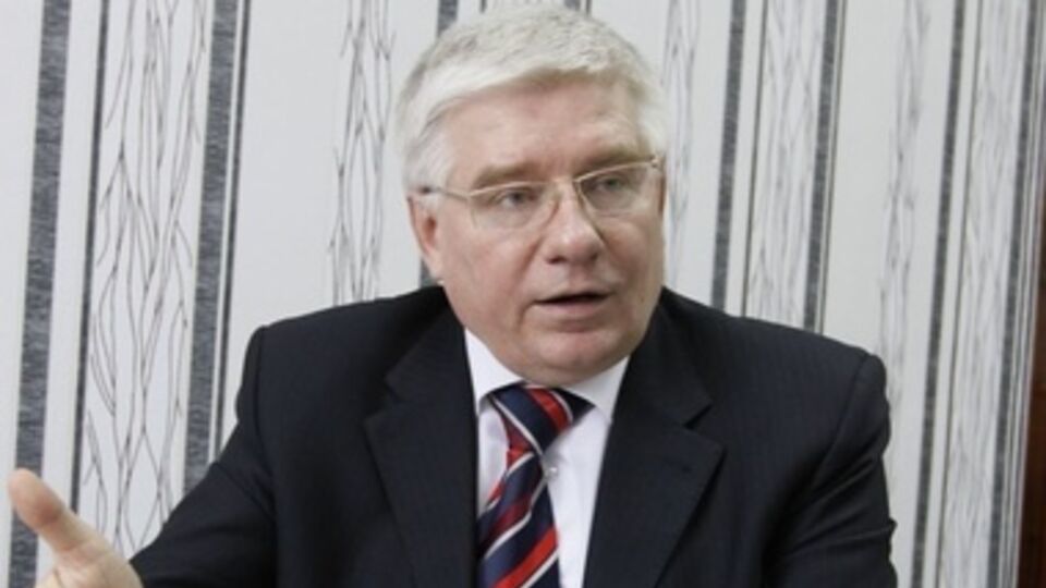 Чечетов решил позаботиться о детях