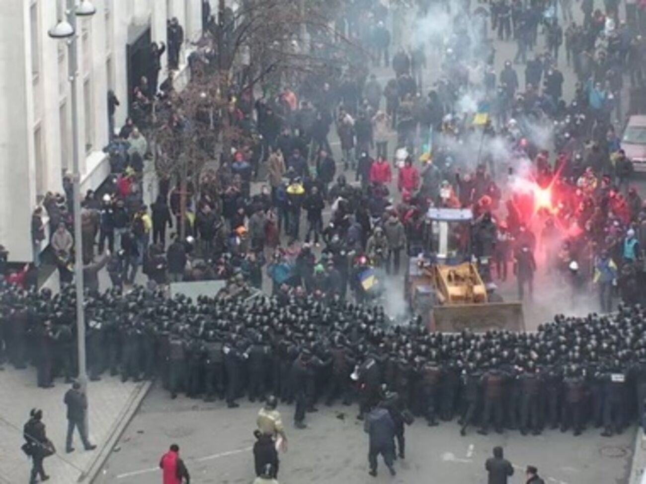 Милиция винит радикалов